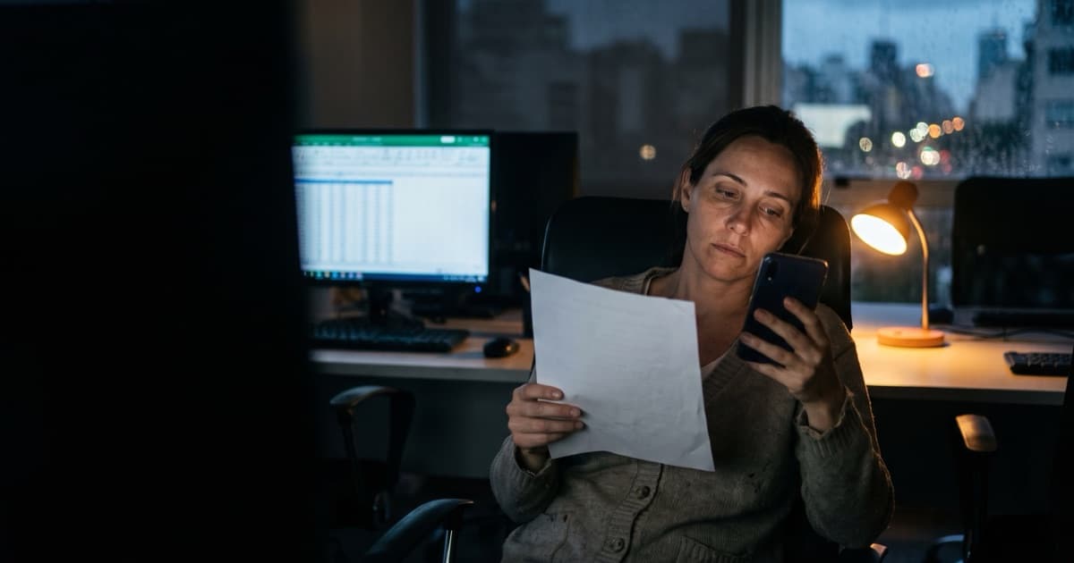 Factura B2B trabada en el circuito administrativo de un cliente empresa